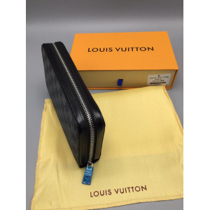 Темно-серый клатч-кошелек LOUIS VUITTON GRAPHITE ZIPPY XL