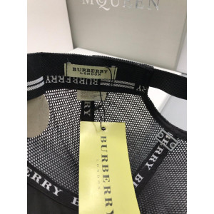 Бейсболка Burberry